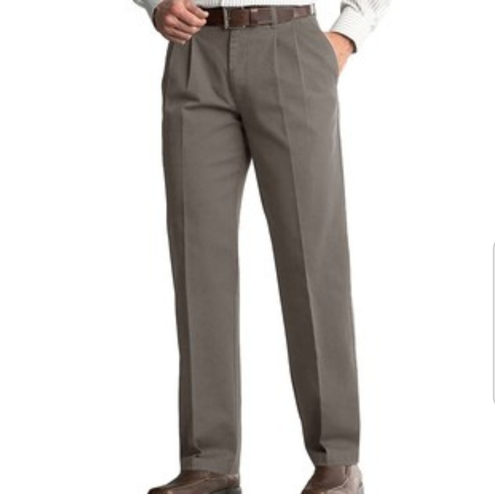 Lee | Olive Classic-Fit Pleated Pants